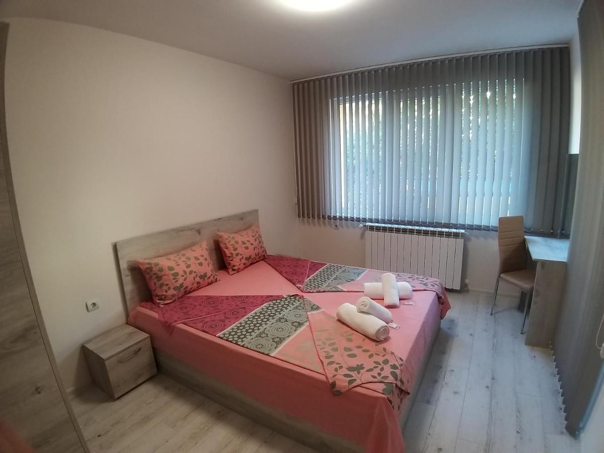 Апартамент Трапезица Скай Veliko Tarnovo Luaran gambar